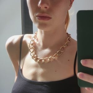 🚨LAST CHANCE🚨 ZARA • Vintage Gold Textured Chain Necklace